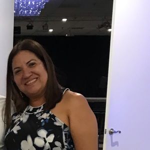 Meet your Posher, Lesly